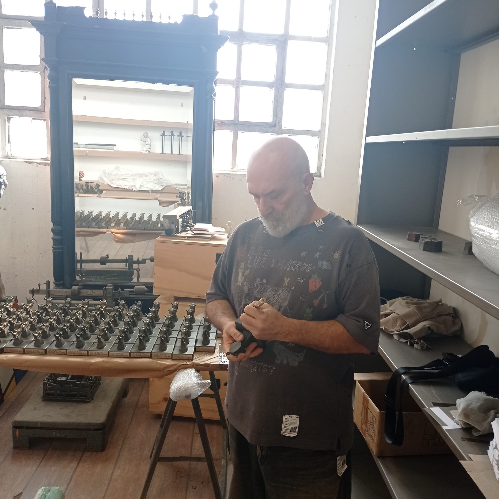 Il rinoceronte di Bombardieri, backstage 1